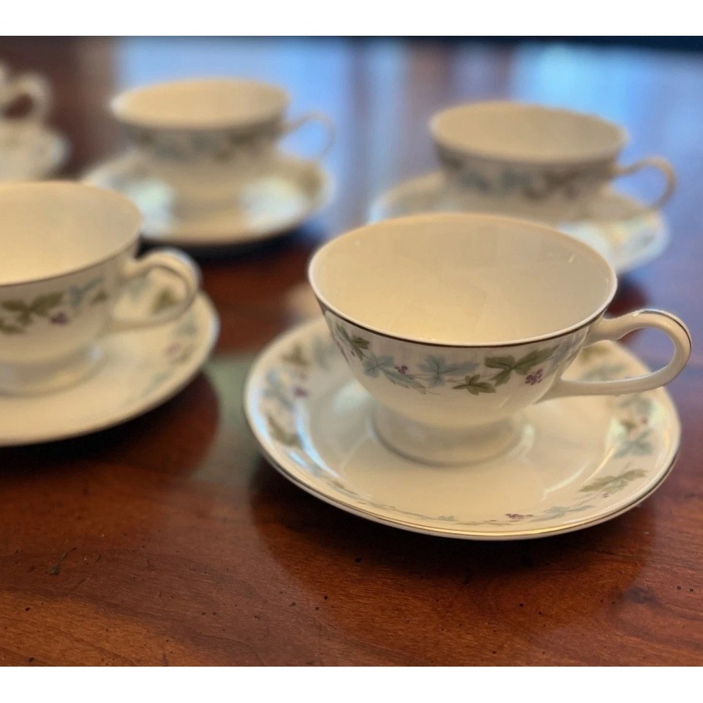 Vintage Fine China of Japan "Vintage" #6701 Grapevine Cups & Saucers - Set of 6